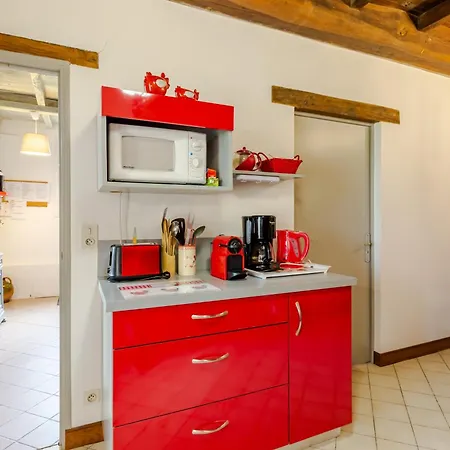 La Ferme De La Foret بيت للعطل Beauronne