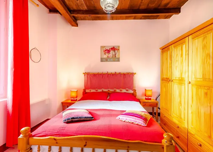 Tatil Evi La Ferme De La Foret Beauronne